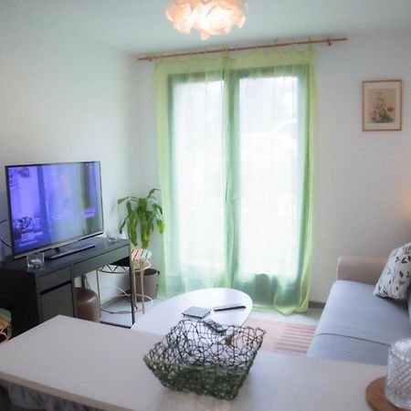 Superbe appartement avec parking prive et entrée autonome Rennes Esterno foto