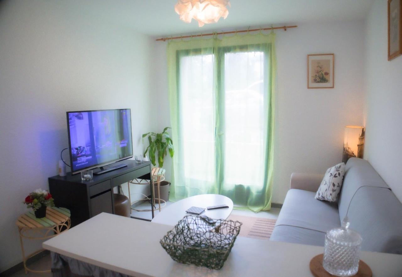 Superbe appartement avec parking prive et entrée autonome Rennes Esterno foto
